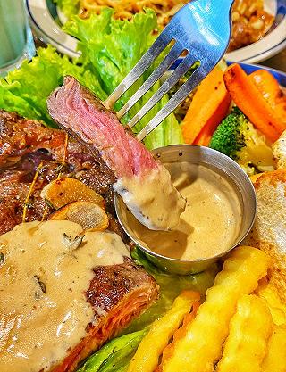 Tiệm burger ngon nhứt tui từng ăn mlem mlem 🤤‼️ - ảnh 2 tiem burger ngon nhut tui tung an mlem mlem 🤤‼️ - anh 2