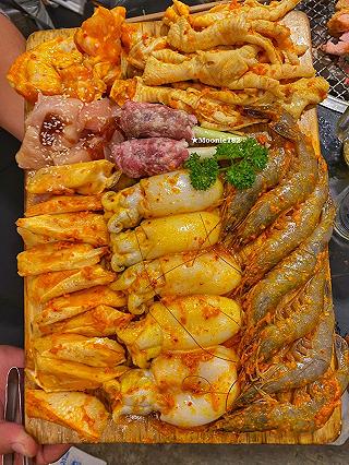 MỘT QUÁN NƯỚNG TẠI ĐÀ LẠT - ảnh 1 mot quan nuong tai da lat - anh 1