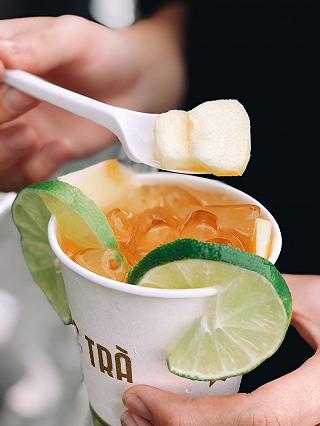 “MÊ ĐẮM ĐUỐI” TRÀ SỮA NƯỚNG KHU PHỐ ĐI BỘ NGUYỄN HUỆ !!! - ảnh 3 “me dam duoi” tra sua nuong khu pho di bo nguyen hue !!! - anh 3