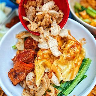 Độc lạ MÌ XANH TRỘN TÔM TRỨNG LÒNG ĐÀO với quá chời tốp mỡ 🤤 - ảnh 4 doc la mi xanh tron tom trung long dao voi qua choi top mo 🤤 - anh 4