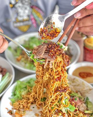 ✅ Món siêu lạ “Phở Khô Bảo Lộc” ăn một lần bảo đảm ghiền luôn 😍 - ảnh 6 ✅ mon sieu la “pho kho bao loc” an mot lan bao dam ghien luon 😍 - anh 6