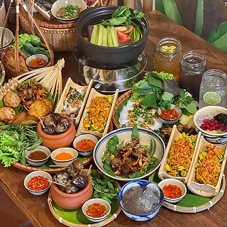 Nhớ miền tây sông nước hữu tình Thì ghé Tám riêu làm lẩu cua đồng đậm tình quê hương. - ảnh 4 nhớ miền tây sông nước hữu tình thì ghé tám riêu làm lẩu cua dồng daôm tình quê hương. - anh 4