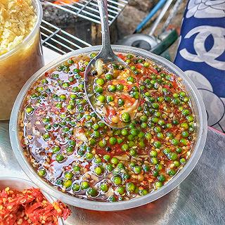Chán cơm thèm ốc thì đi ngay quán Ốc chị Hồng Siêu To - Chất Lượng bán từ sáng núp hẻm Quận 3 - ảnh 6 chan com them oc thi di ngay quan oc chi hong sieu to - chat luong ban tu sang nup hem quan 3 - anh 6