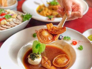 TIỆC CHAY NGON NGẤT TẠI NHÀ HÀNG OM MANI CỰC XỊN - ảnh 3 tiec chay ngon ngat tai nha hang om mani cuc xin - anh 3