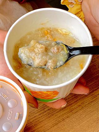 MC DONALDS MÀ LẠI BÁN CHÁO THỊT BẰM Ư??? - ảnh 5 mc donalds ma lai ban chao thit bam u??? - anh 5