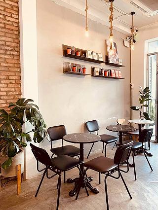 GÓC QUÁN QUEN TÔNG TRẮNG NÂU CỦA TUI TẠI QUẬN 10 - ảnh 1 goc quan quen tong trang nau cua tui tai quan 10 - anh 1