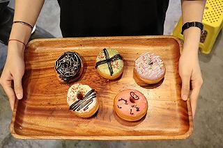 Bánh donut ở Bình Thạnh - ảnh 2 banh donut o binh thanh - anh 2