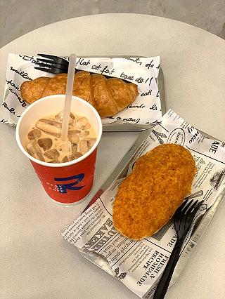 ĐẾN ROK ĂN BÁNH CHÀ BÔNG VÀ CROISSANT TRỨNG MUỐI NGON RẺ - ảnh 6 den rok an banh cha bong va croissant trung muoi ngon re - anh 6