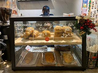 ĐẾN ROK ĂN BÁNH CHÀ BÔNG VÀ CROISSANT TRỨNG MUỐI NGON RẺ - ảnh 5 den rok an banh cha bong va croissant trung muoi ngon re - anh 5