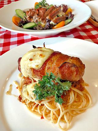 SPAGHETTI BOM B52 VỪA LẠ VỪA NGON “ĐỈNK KOUT” =))))))) - ảnh 1 spaghetti bom b52 vua la vua ngon “dink kout” =))))))) - anh 1