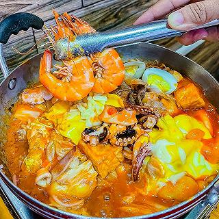 Lẩu mực khổng lồ Momo trứ danh đang có ưu đãi đặc biệt đi gấp mấy bạn ơi 😋 - ảnh 5 lau muc khong lo momo tru danh dang co uu dai dac biet di gap may ban oi 😋 - anh 5