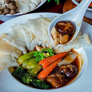 Tịnh tâm với Combo Đồ Chay chỉ 99k cho 4 người Vừa thanh đạm ngon miệng lại tiết kiệm - ảnh 6 tinh tam voi combo do chay chi 99k cho 4 nguoi vua thanh dam ngon mieng lai tiet kiem - anh 6
