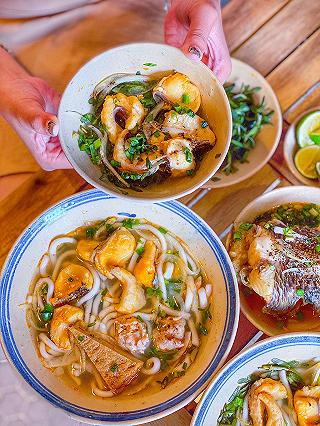 Ăn cá cho healthy ghé hàng BÁNH CANH BỘT GẠO HUẾ ngay gần Ngã Tư Hàng Xanh - Bình Thạnh - ảnh 2 an ca cho healthy ghe hang banh canh bot gao hue ngay gan nga tu hang xanh - binh thanh - anh 2