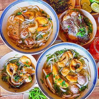 Ăn cá cho healthy ghé hàng BÁNH CANH BỘT GẠO HUẾ ngay gần Ngã Tư Hàng Xanh - Bình Thạnh - ảnh 1 an ca cho healthy ghe hang banh canh bot gao hue ngay gan nga tu hang xanh - binh thanh - anh 1