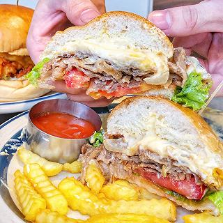 GHÉ CHEESY BURGER ĐẢM BẢO HỔNG MẬP HỔNG DÌA :))))) - ảnh 2 ghe cheesy burger dam bao hong map hong dia :))))) - anh 2