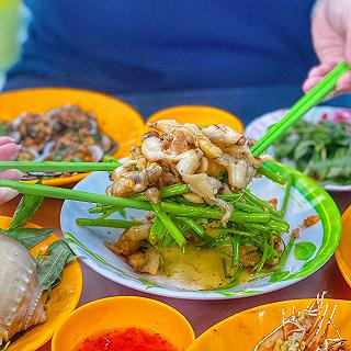 Đạo ốc Sài Gòn nhất định phải ghé HÀNG ỐC PHAN VĂN KHỎE bao tươi ngon toàn con size khủng ăn là ghiền - ảnh 5 dao oc sai gon nhat dinh phai ghe hang oc phan van khoe bao tuoi ngon toan con size khung an la ghien - anh 5