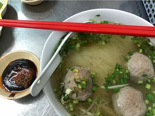 Hủ tiếu bò viên Trường Thạnh - ảnh 2 hu tieu bo vien truong thanh - anh 2