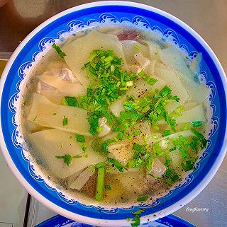 TỰ TIN CẦM 10K ĂN DIMSUM QUÊN LỐI VỀ - ảnh 4 tu tin cam 10k an dimsum quen loi ve - anh 4