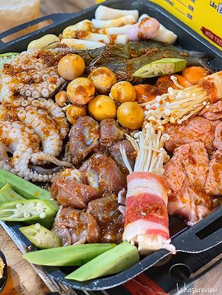 69k/ người ăn no nê, lần đầu thử trà đào momo nổi tiếng giá rẻ trong giới học sinh sinh viên, chất lượng liệu có tốt? - ảnh 2 69k/ nguoi an no ne, lan dau thu tra dao momo noi tieng gia re trong gioi hoc sinh sinh vien, chat luong lieu co tot? - anh 2