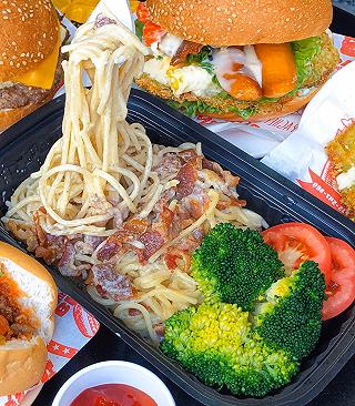 HAMBURGER BÒ mix BƠ PHÁP NỔI TIẾNG chỉ từ 30k mlem xĩu luôn !!! - ảnh 1 hamburger bo mix bo phap noi tieng chi tu 30k mlem xiu luon !!! - anh 1