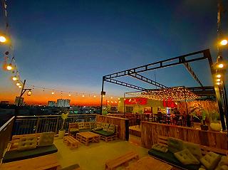 Ghé Củi Rooftop ngắm chiều hoàng hôn buông hơi bị fineeeee :)) - ảnh 6 ghe cui rooftop ngam chieu hoang hon buong hoi bi fineeeee :)) - anh 6