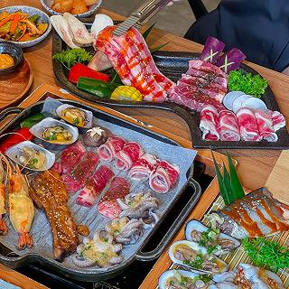 Ủa 4 đứa bước dô quán chưa biết order gì đã tặng ngay combo thịt hảo hạng? Ủa là sao? Là sao ta ⁉️ - ảnh 2 ủa 4 dứa bước dô quán chưa biết order gì dã taŏng ngay combo thiot hảo haong? ủa là sao? là sao ta ⁉️ - anh 2