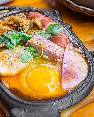 BÁNH MÌ CHẢO TOPPING NGẬP TRÀN MÀ GIÁ CHỈ CÓ 35K- 40k😆😆😆 - ảnh 1 bánh mì chảo topping ngaôp tràn mà giá chỉ có 35k- 40k😆😆😆 - anh 1