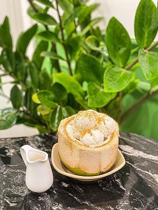 CHÈN ƠI! KEM DỪA SIÊU BÉO, SIÊU DẺO CỦA CODONUT LÀM ĐỐN TIM NHAU RỒI 🤩 - ảnh 1 chen oi! kem dua sieu beo, sieu deo cua codonut lam don tim nhau roi 🤩 - anh 1