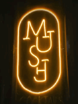 HIDDEN BAR VỚI PHONG CÁCH MUSE GIỮA PHỐ THỊ SAI GON - ảnh 1 hidden bar voi phong cach muse giua pho thi sai gon - anh 1