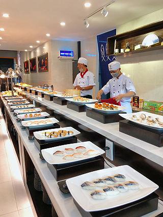 GU “ĂN NHƯ HEO” NÊN TẤP VÔ BUFFET SUSHI 199K ĂN CHO ĐÃ CÁI NƯ =))))) - ảnh 6 gu “an nhu heo” nen tap vo buffet sushi 199k an cho da cai nu =))))) - anh 6