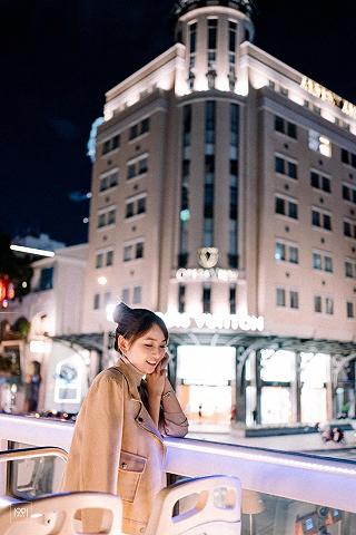 XE BUS 2 TẦNG VI VU NGẮM SÀI GÒN 🚌🚌🚌 - ảnh 4 xe bus 2 tầng vi vu ngam sai gon 🚌🚌🚌 - anh 4