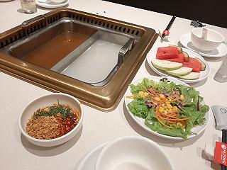 HUTONG ĂN LẨU NGÀY MƯA LẤT PHẤT ☔ - AEON MALL TÂN PHÚ - ảnh 1 hutong an lau ngay mua lat phat ☔ - aeon mall tan phu - anh 1