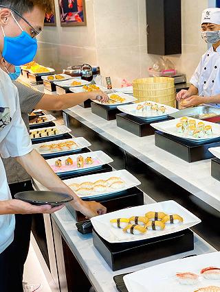 Buffet Sushi ngập tràn siu đã, ăn xong sợ sushi nghĩ ăn sushi 1 tuần luôn 🤣 ‼️‼️ - ảnh 5 buffet sushi ngap tran siu da, an xong so sushi nghi an sushi 1 tuan luon 🤣 ‼️‼️ - anh 5