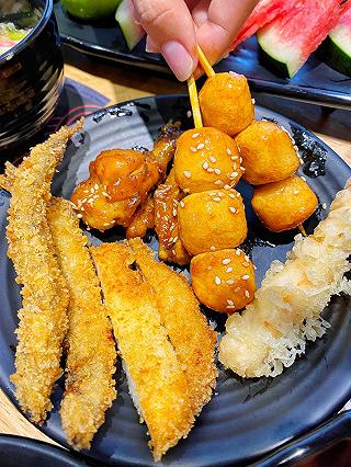 Buffet Sushi ngập tràn siu đã, ăn xong sợ sushi nghĩ ăn sushi 1 tuần luôn 🤣 ‼️‼️ - ảnh 3 buffet sushi ngap tran siu da, an xong so sushi nghi an sushi 1 tuan luon 🤣 ‼️‼️ - anh 3