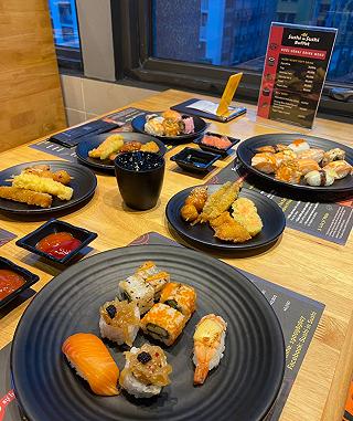 Sushi in Sushi Buffet có “xịn” như lời đồn? - ảnh 5 sushi in sushi buffet co “xin” nhu loi don? - anh 5