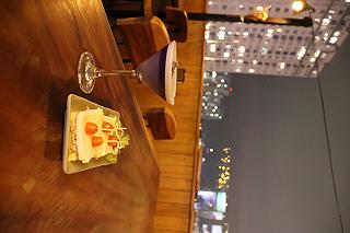 Bỏ túi ngay quán rooftop lý tưởng sau ngày dài làm việc mệt mỏi - ảnh 1 bo tui ngay quan rooftop ly tuong sau ngay dai lam viec met moi - anh 1