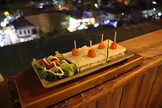 Sandwich 🥪 và Cocktail 🍸 - ảnh 2 sandwich 🥪 va cocktail 🍸 - anh 2