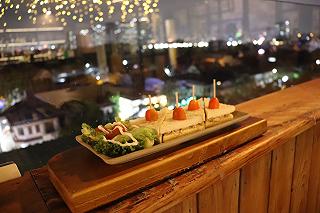 Sandwich 🥪 và Cocktail 🍸 - ảnh 1 sandwich 🥪 va cocktail 🍸 - anh 1