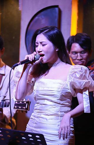Phòng Trà Ca Nhạc Khu Vực Quận Thủ Đức - Quận 9 - ảnh 3 phong tra ca nhac khu vuc quan thu duc - quan 9 - anh 3