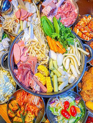 Người chơi hệ TOKBOKKI hông nên bỏ qua BUFFET 99k tất tần tật‼️ - ảnh 3 nguoi choi he tokbokki hong nen bo qua buffet 99k tat tan tat‼️ - anh 3