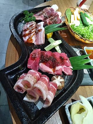 Mình đã đến Urban, buffet 199k nhé 🤔 - ảnh 2 minh da den urban, buffet 199k nhe 🤔 - anh 2