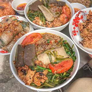 Độc quyền món "Gỏi Cuốn" Canh Bún có một không hai núp hẻm hơn 16 năm ở Tân Bình - ảnh 5 doc quyen mon "goi cuon" canh bun co mot khong hai nup hem hon 16 nam o tan binh - anh 5