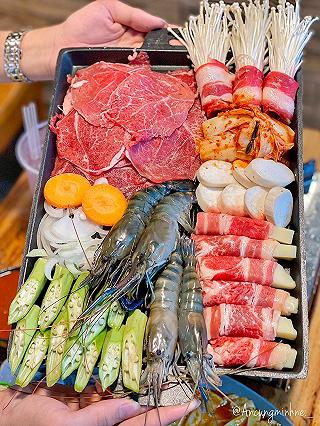 Cùng nhau chiến sập "pháo đài BBQ kiên cố" tại Trà Đào Momo thôi nào team Q5 - Phú Nhuận ơiiiiii ‼ - ảnh 1 cung nhau chien sap "phao dai bbq kien co" tai tra dao momo thoi nao team q5 - phu nhuan oiiiiii ‼ - anh 1