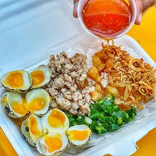 Lượn một vòng Q.7 để thử hết món ăn vặt thần thánh của Em Guột nè - ảnh 1 lươon moôt vòng q.7 dể thử hết món ăn vaŏt thần thánh của em guoôt nè - anh 1