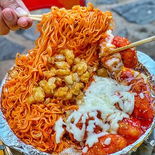Lượn một vòng Q.7 để thử hết món ăn vặt thần thánh của Em Guột nè - ảnh 4 lươon moôt vòng q.7 dể thử hết món ăn vaŏt thần thánh của em guoôt nè - anh 4