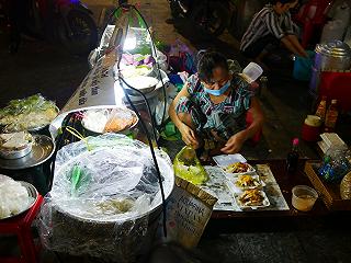 hàng xôi góc ngã tư đường Hậu Giang - ảnh 1 hang xoi goc nga tu duong hau giang - anh 1