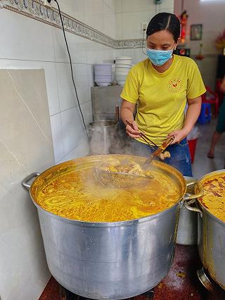 Như lời đồn hàng CÀ RI GÀ HUYẾT DẺO chuẩn hệ người Hoa mê hoặc bao thực khách - ảnh 3 nhu loi don hang ca ri ga huyet deo chuan he nguoi hoa me hoac bao thuc khach - anh 3