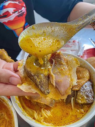 Như lời đồn hàng CÀ RI GÀ HUYẾT DẺO chuẩn hệ người Hoa mê hoặc bao thực khách - ảnh 2 nhu loi don hang ca ri ga huyet deo chuan he nguoi hoa me hoac bao thuc khach - anh 2