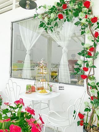 Check in quán cafe tone trắng xinh xắn ở Bình Thạnh chỉ với 32k - ảnh 5 check in quan cafe tone trang xinh xan o binh thanh chi voi 32k - anh 5