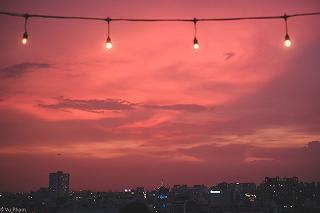 LANG THANG KHẮP SÀI GÒN KIẾM ĐƯỢC MỘT VIEW NGẮM HOÀNG HÔN SIÊU ĐỈNH - ảnh 1 lang thang khap sai gon kiem duoc mot view ngam hoang hon sieu dinh - anh 1